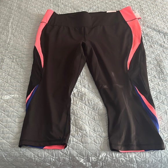 Lane Bryant Pants - Workout Capri leggings with mesh siding, size 22/24
